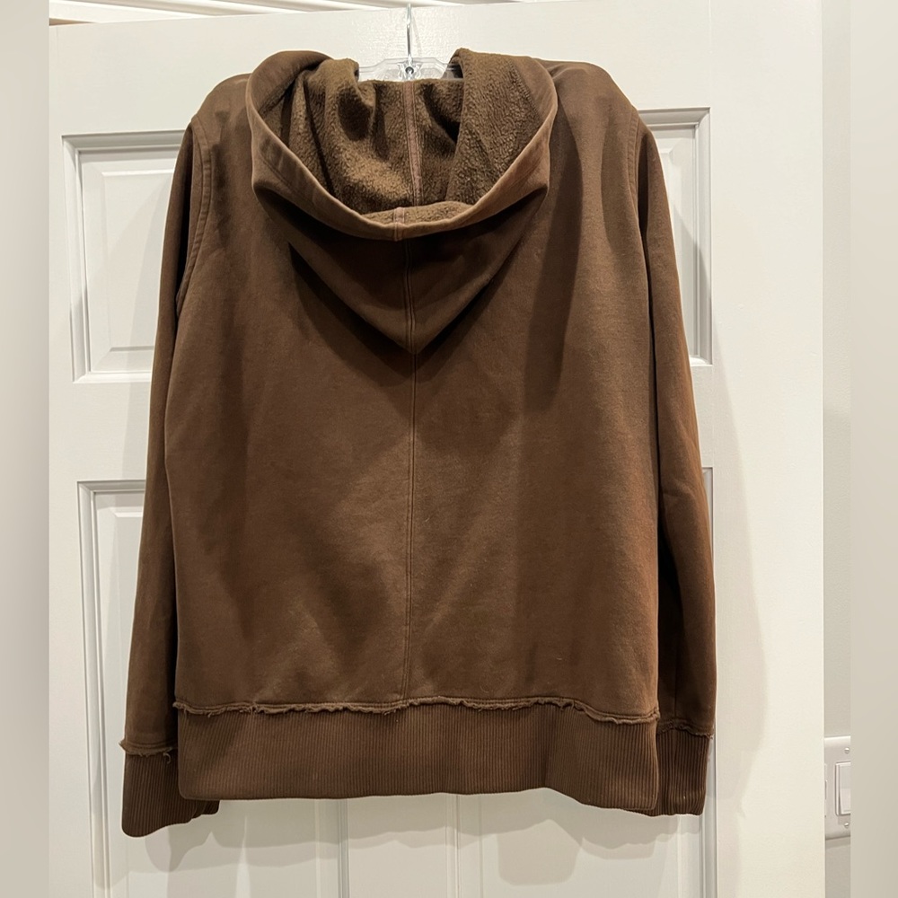 Women’s Eddie Bauer Vintage look full zip hooded sweatshirt.  Size L - Picture 3 of 4